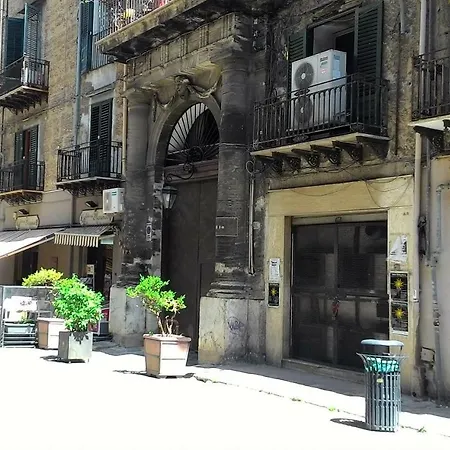 Apartment Palazzo Filangeri Di Amorosa Palermo